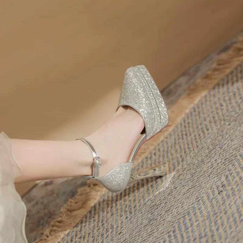 港風尖頭粗跟中空雙層防水臺超高跟單鞋女2026婚鞋新娘鞋