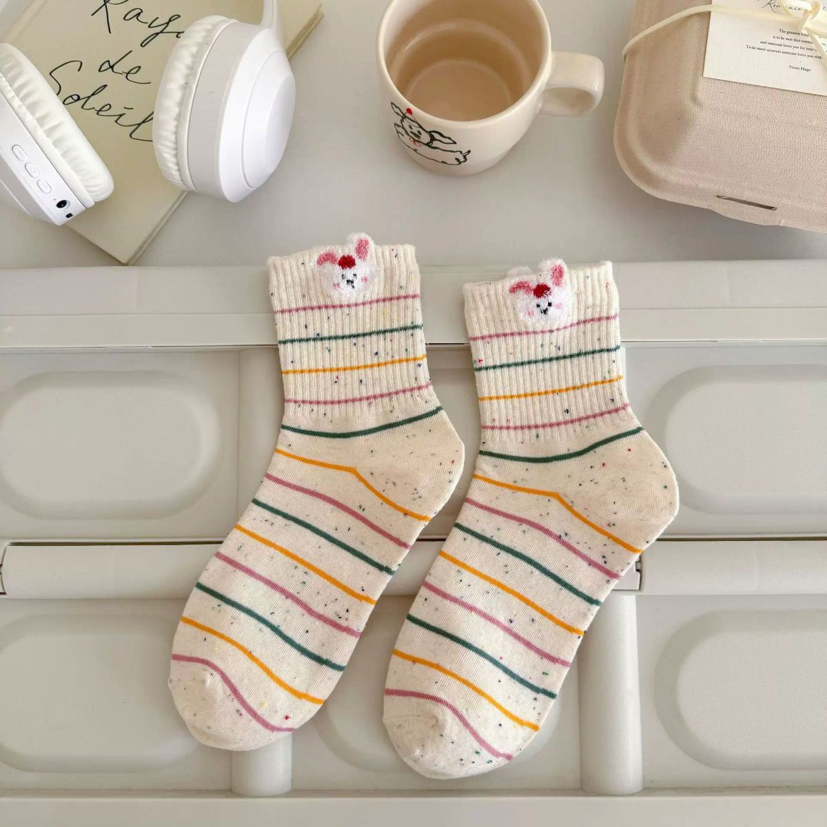 小兔叽可爱袜子女纯棉秋冬季中筒棉袜点子纱卡通个性女袜