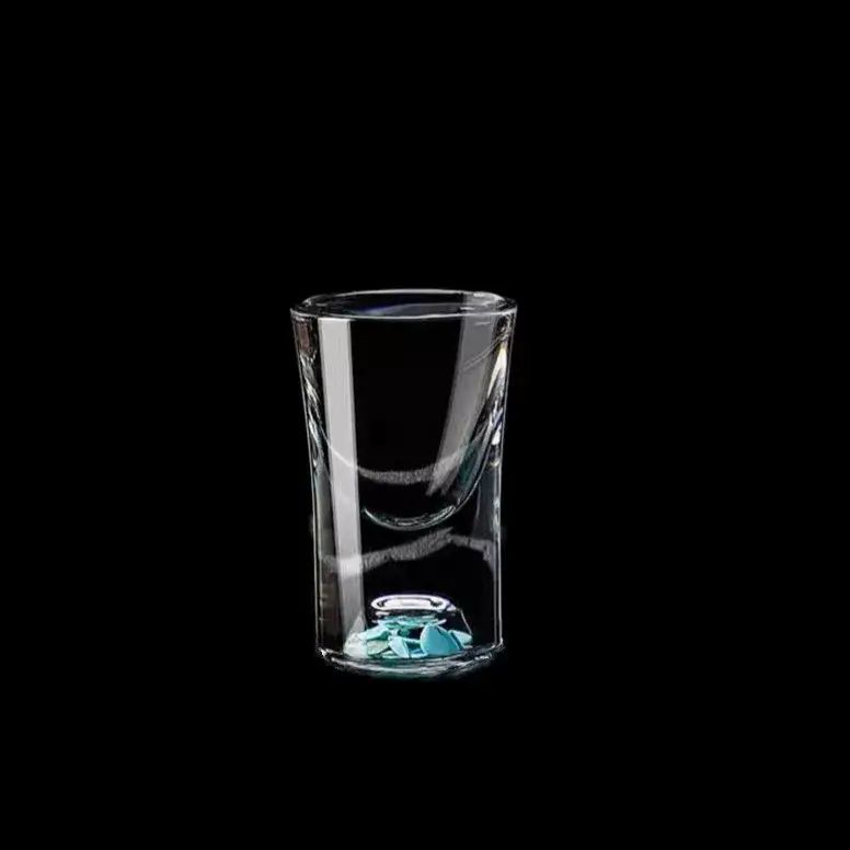 高檔中式二兩白酒杯分酒器套裝家用 創意金山金箔100ml帶刻度酒盅