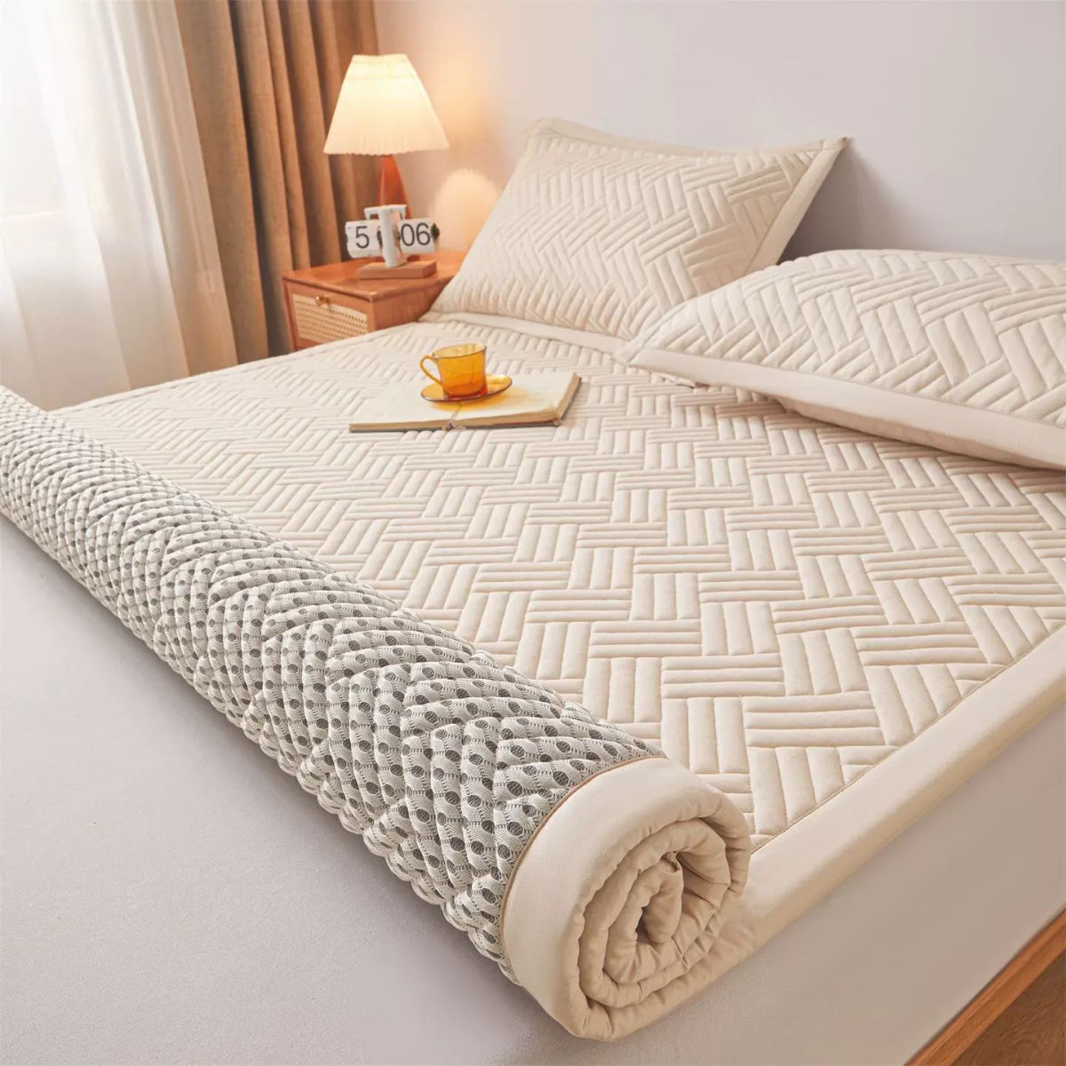 Three-piece mattress set, single thin mattress, suitable for all seasons.