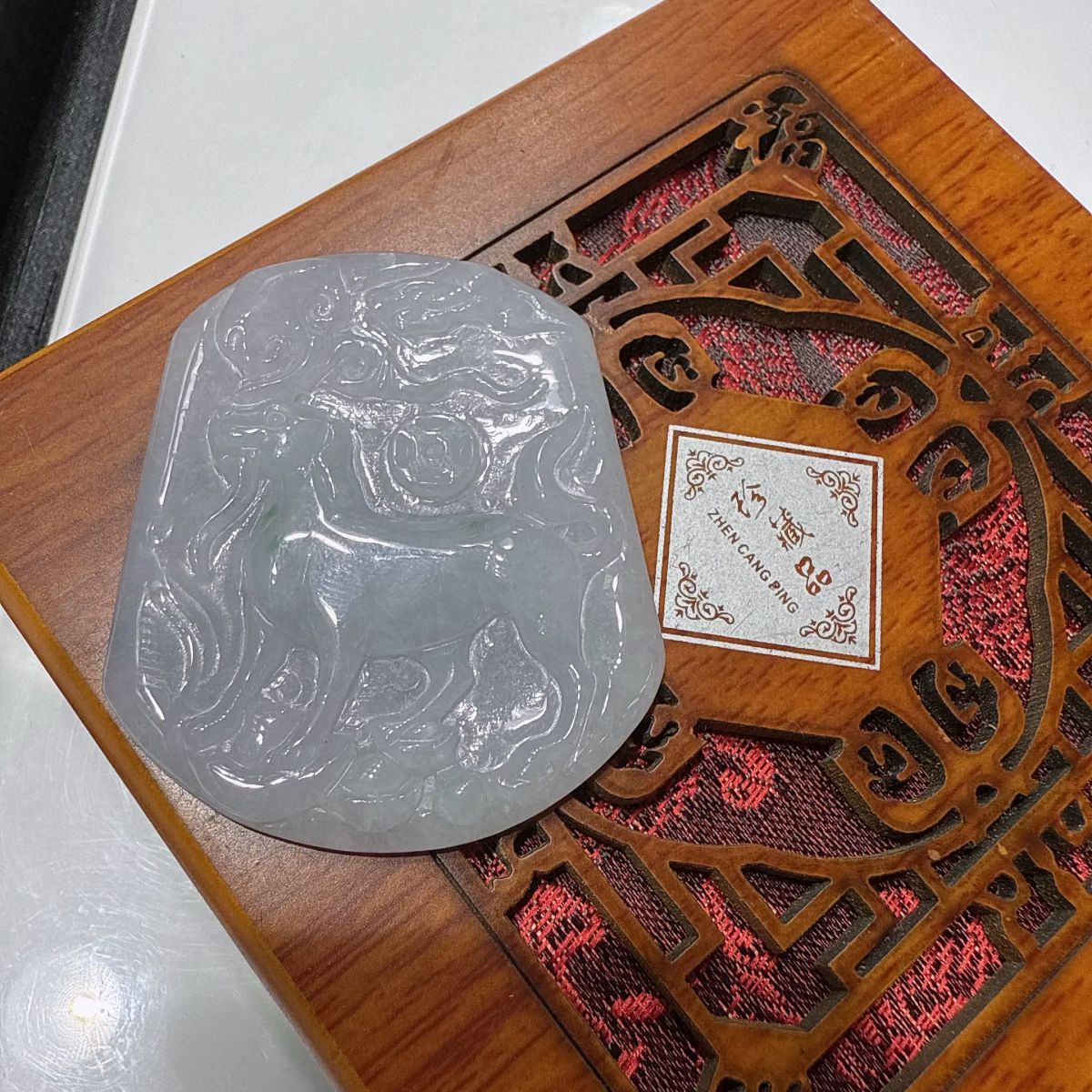 a 57緬甸翡翠狗牌配繩隨機發貨