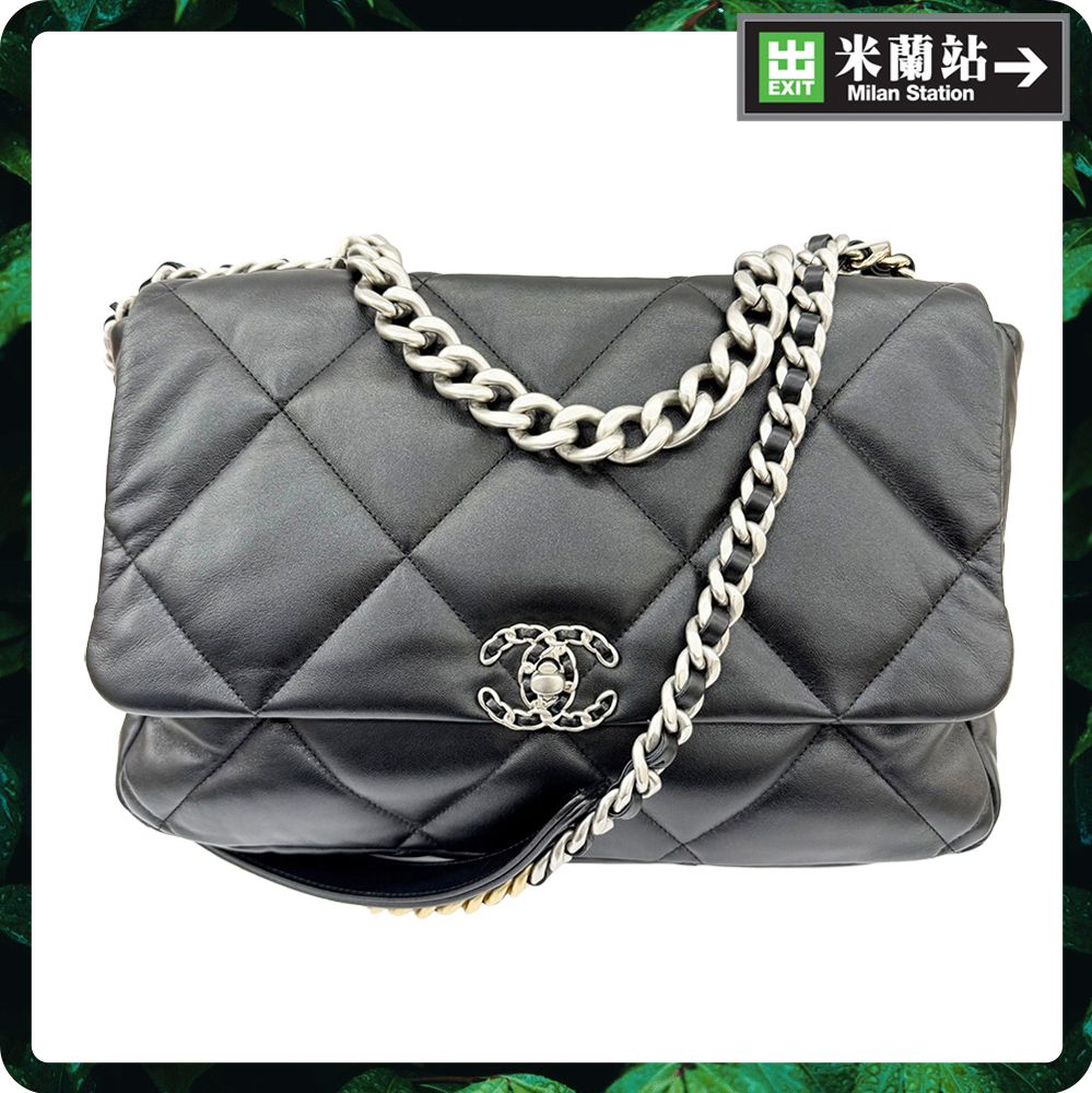 Chanel 19 Bag GM Size 0001PAP004