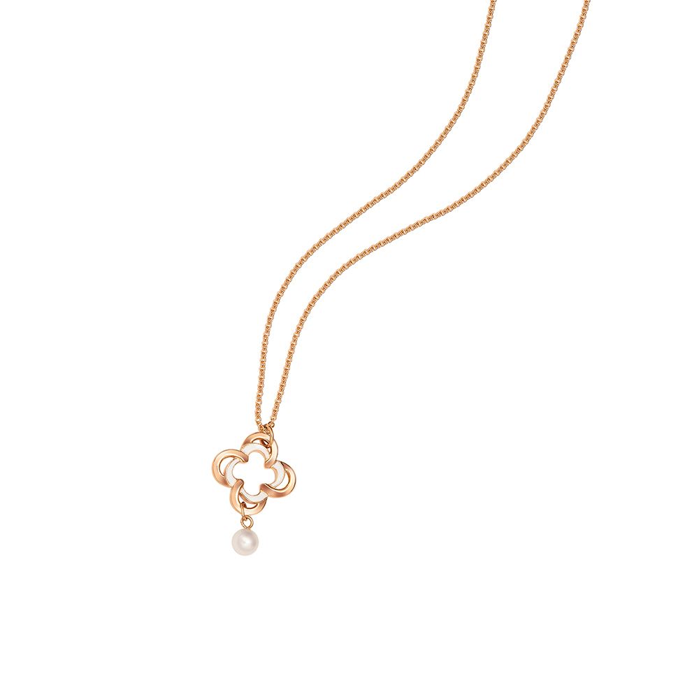 Gardenia: gold plating, freshwater pearl, enamel, rhinestone, (double-faced design) pendant necklace