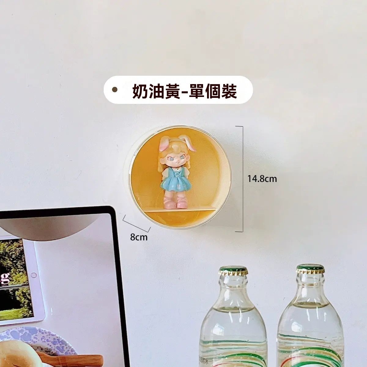 The wall-mounted blind box display stand has a dust-proof design to keep the figures clean