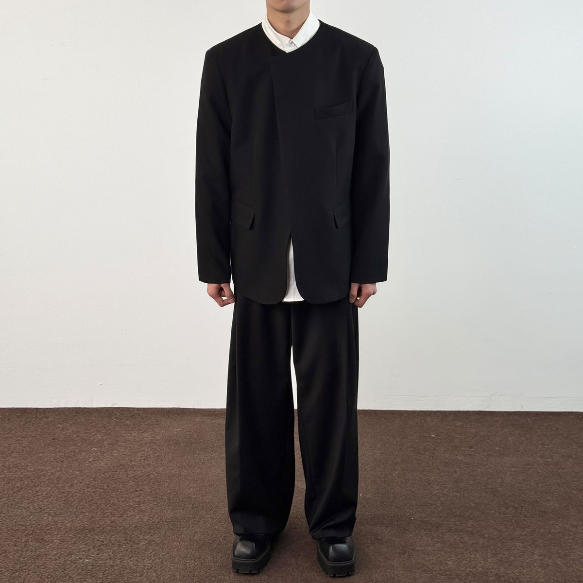 小眾中式設計感圓領墊肩西裝外套男春秋季休閒訂婚無領西服套裝潮-X04西裝加205黑西褲一套 S