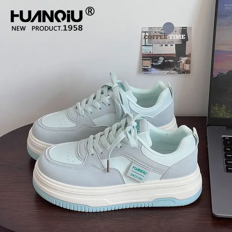 环球巴恩风厚底小白鞋女2025新款爆款百搭学生复古英伦ins潮板鞋