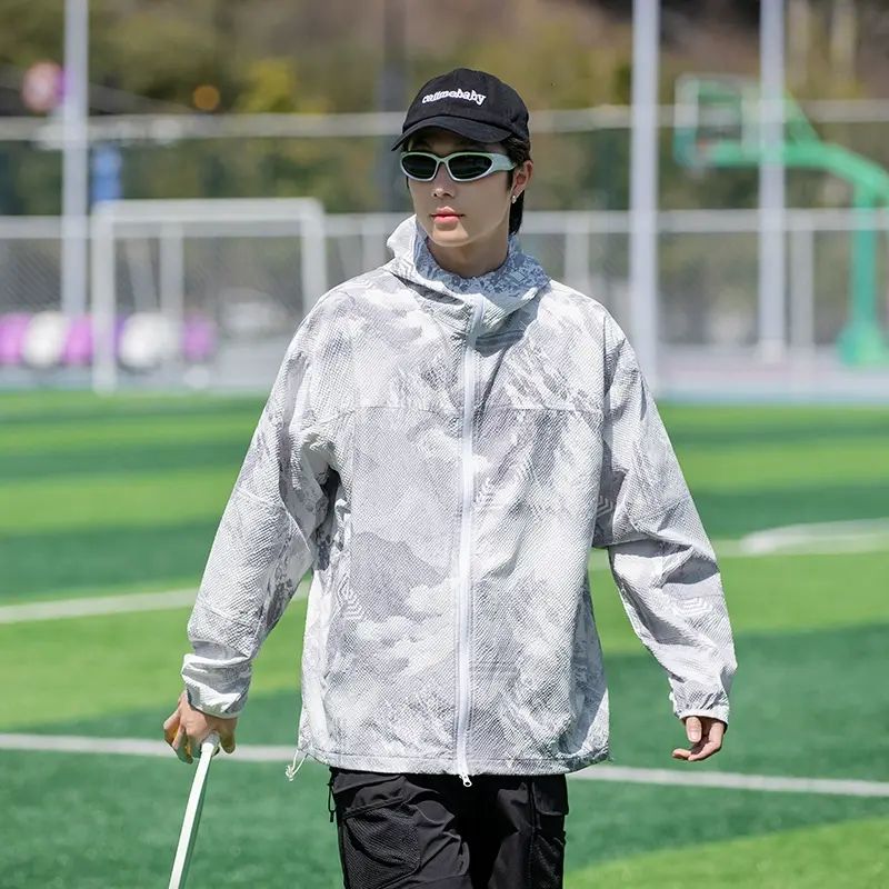 新款大码夏季男款夹克外套防晒衣户外防泼水防风三合一连帽
