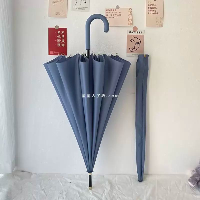 The handle is awesome! Long-handled umbrella ins wind increased reinforcement double men and women 