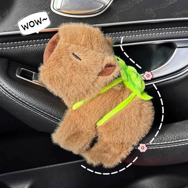 卡皮巴拉啪啪圈車內飾品擺件網紅可愛電動車裝飾汽車公仔車載玩偶