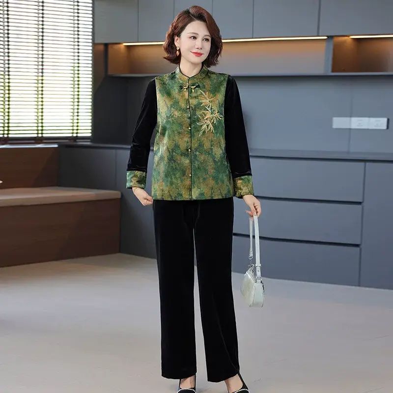 中年媽媽秋裝金絲絨套裝洋氣三件套中老年女新中式馬甲春秋上衣服