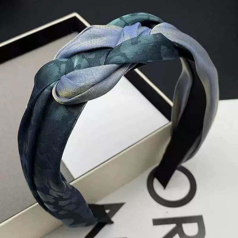 Headband for women, summer high-end wide edge headband hair clip, high crown showing face