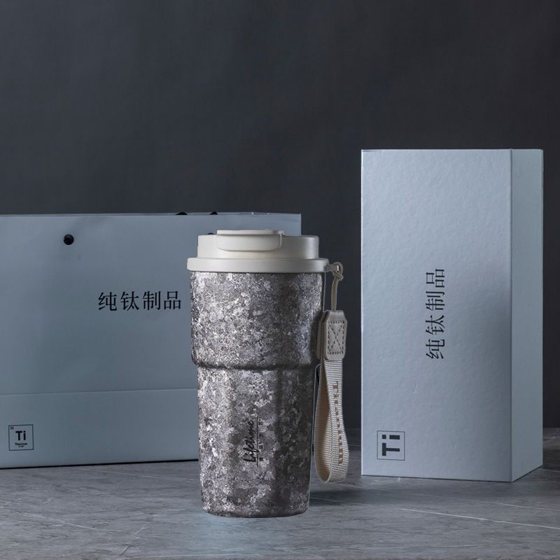 New pure titanium coffee cup insulation double drinking cup accompanying high-value portable car