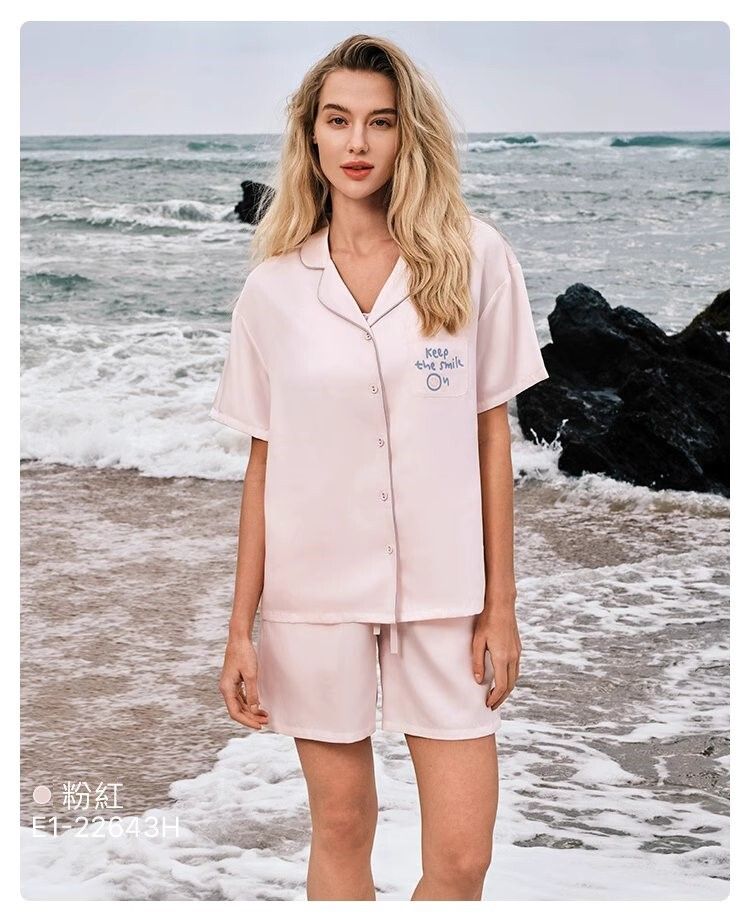女士吸濕透氣天然萊賽爾翻領短袖短褲套裝