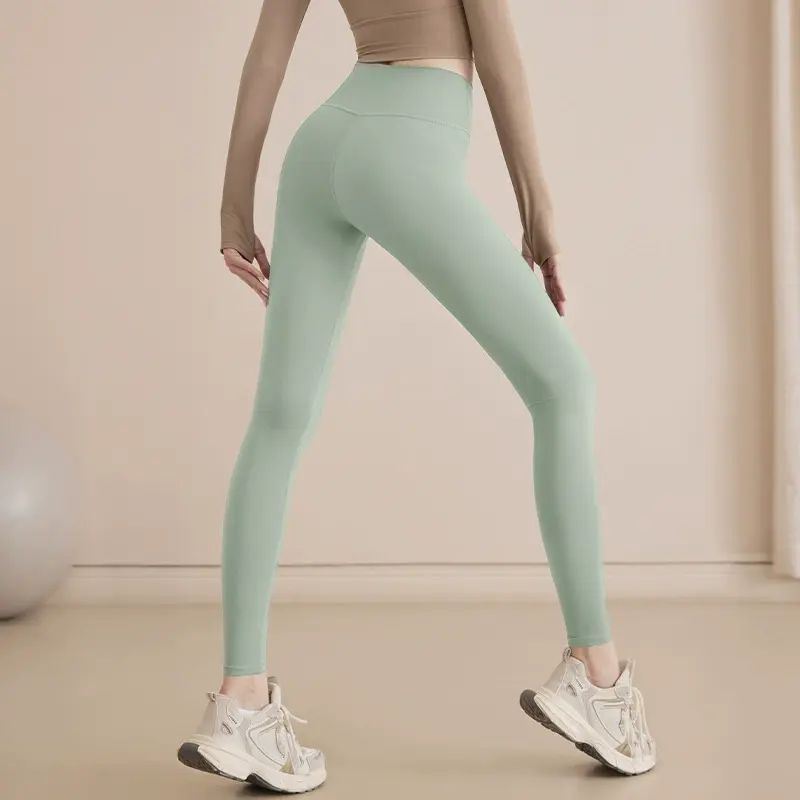 裸感瑜伽服裤女春夏款高端专业紧身高腰提臀弹力速干运动健身服裤
