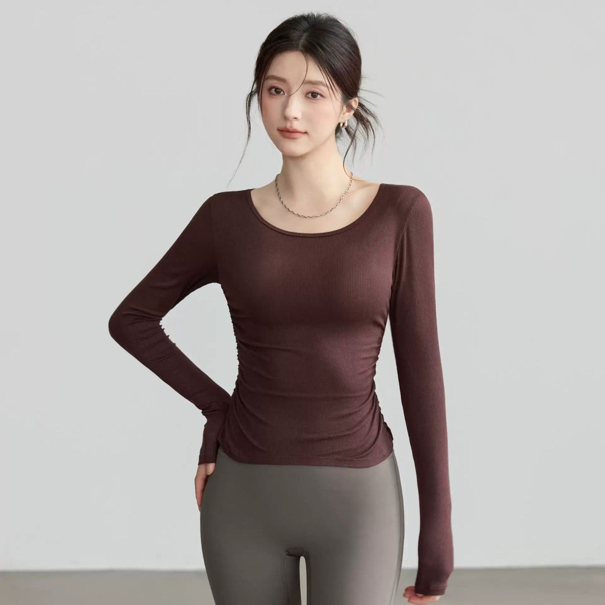 瑜伽服女新款螺纹运动上衣修身显瘦长袖普拉提圆领秋冬健身衣