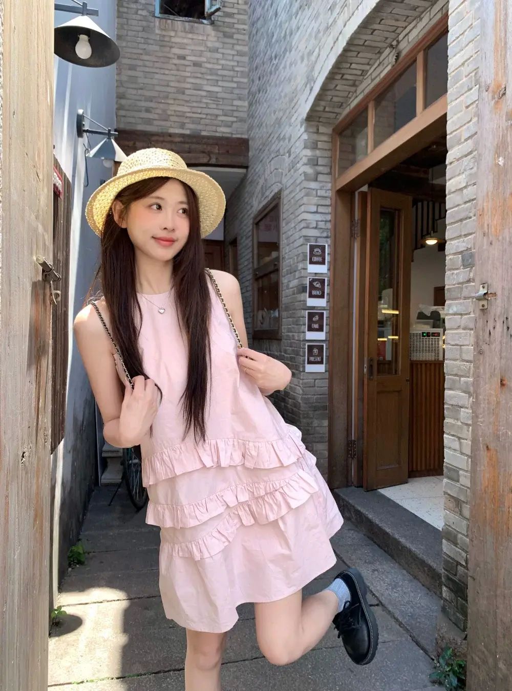 Kumikumi sweet style niche age reducing round collar  fungus rimmed vest dress  women s summer sl P