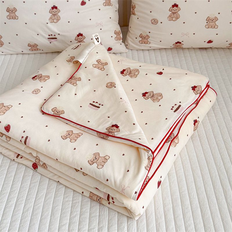 Strawberry Pet | Air Quilt|A-class Maternal and Child Knitted Cotton|Summer Quilt (LCA507)