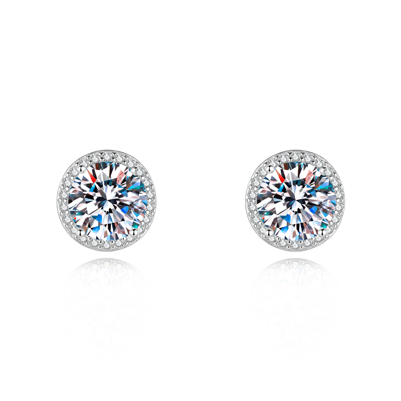 S925 Silver 1CT Four-Prong Moissanite Stud Earrings