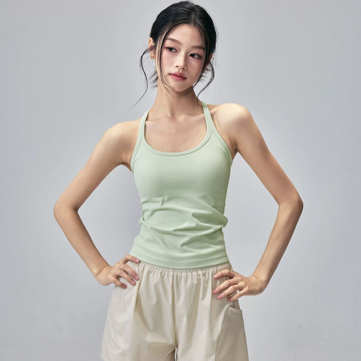 健身女孩夏季瑜伽服背心帶胸墊美背吊帶運動內衣修身跑步訓練上衣-微光綠 S-款式8