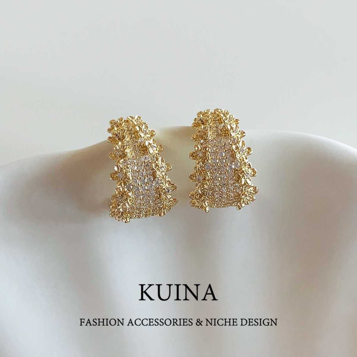 金色微鑲滿鑽耳釘 女精緻輕奢高級感圈圈耳環 設計感獨特耳飾品（平行進口）