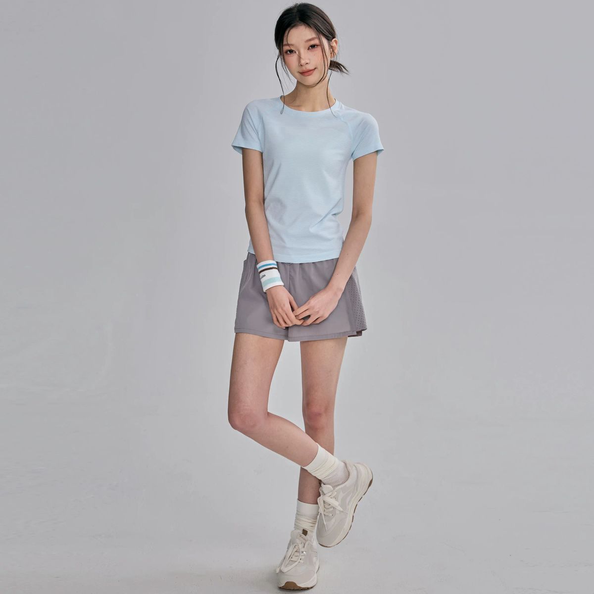 TEETKE新款速干運動短袖女高彈瑜伽服T恤跑步騎行訓練健身上衣-模特同款兩件套 S-款式5