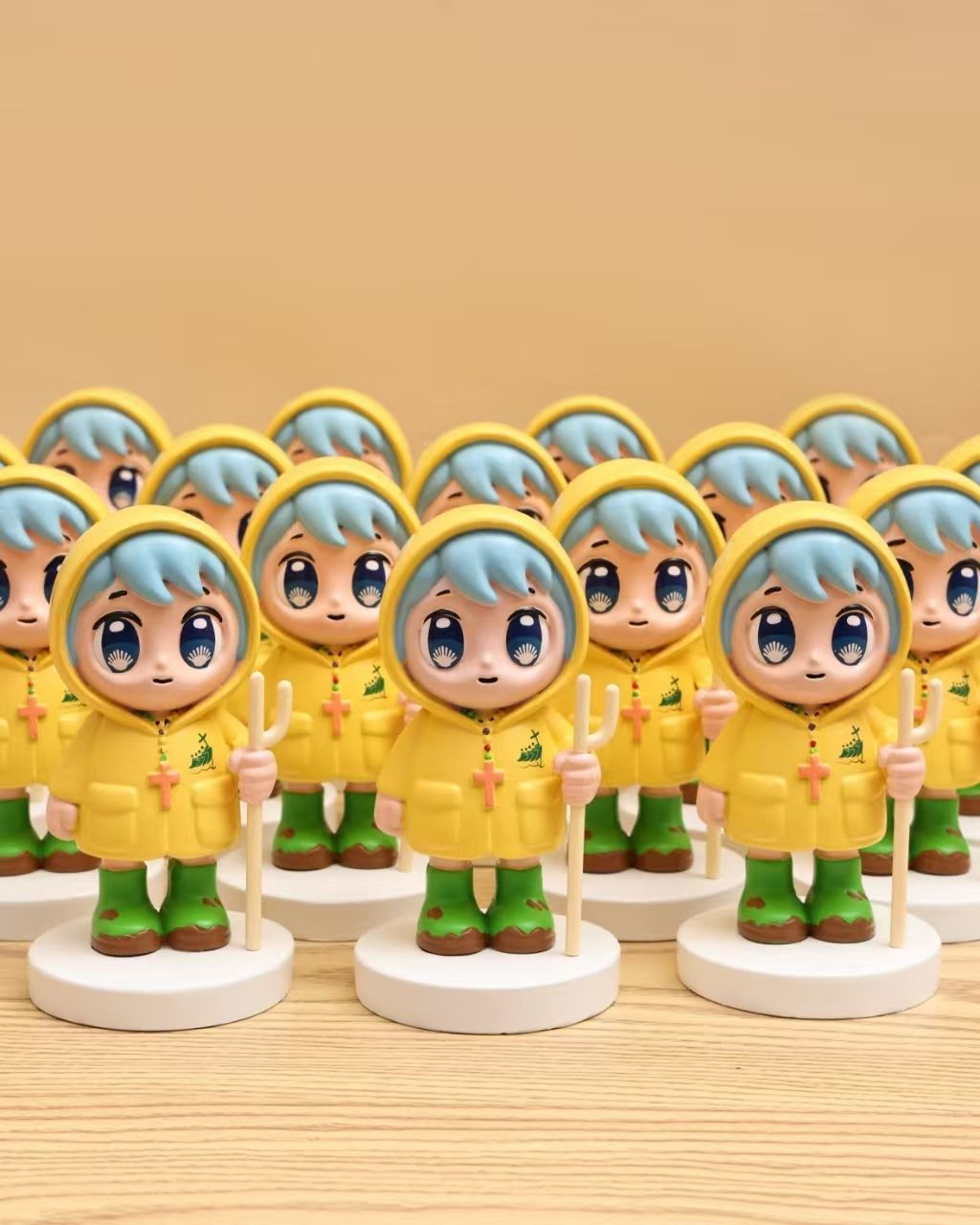 Hold Hands | 梵蒂岡-2025禧年吉祥物-Luce(樹脂-帶底座-擺件) 48個| 尺碼: 48 | HKTVmall 香港最大網購平台