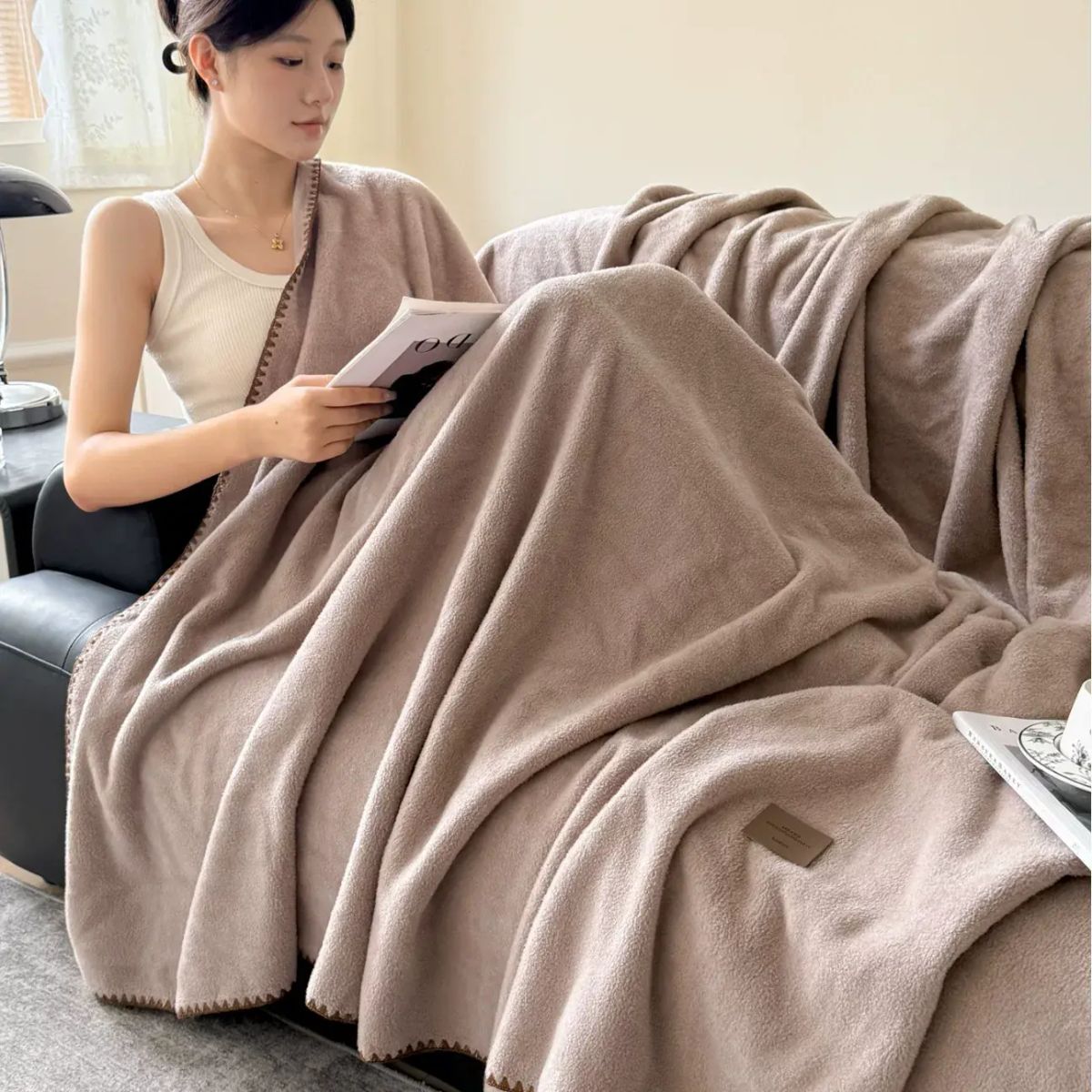 加厚仿羊绒毛毯冬季珊瑚绒小毯子办公室披肩午睡毯床上用沙发盖毯