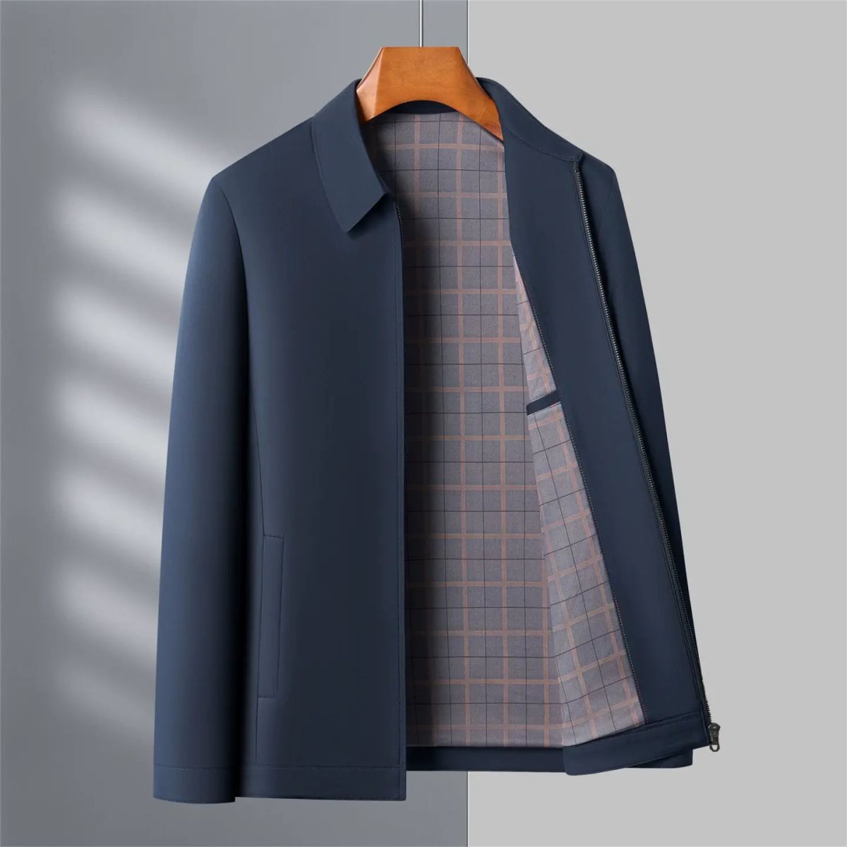 2025新款高端中老年商务行政夹克男士翻领拉链夹克免熨高档爸爸外套