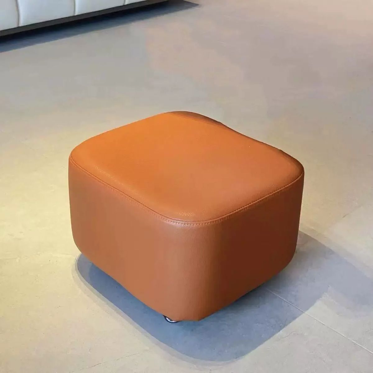 逍遙客廳中古風小凳子實木換鞋家用萬向輪靠背椅旋轉溜溜矮凳靜音