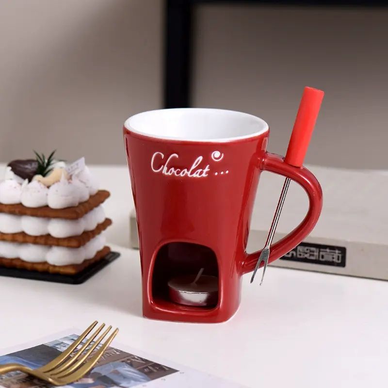 A super surprising ceramic fondue cup set is here! It includes a Swiss-style ice cream fondue cup