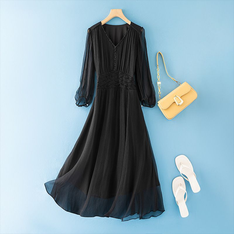 纯色真丝连衣裙新款夏季女v领七分袖桑蚕丝裙气质沙滩裙