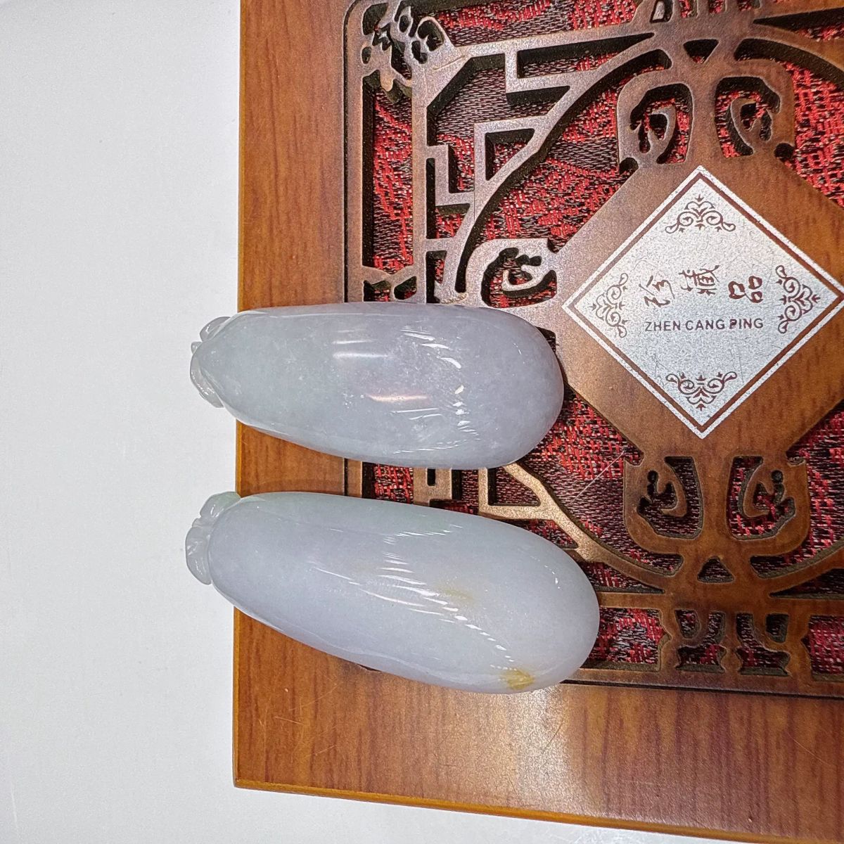 a 90緬甸翡翠福瓜配繩隨機發貨