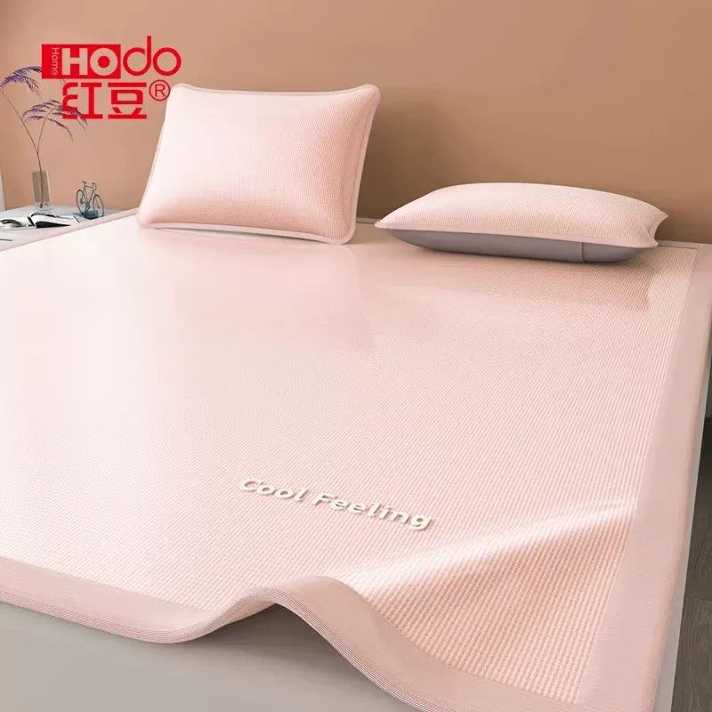 紅豆冰絲竹蓆套-雲母冰川-粉（床蓆款）【冰川涼感絲 涼而不冰】 180x200cm涼蓆+2隻枕套