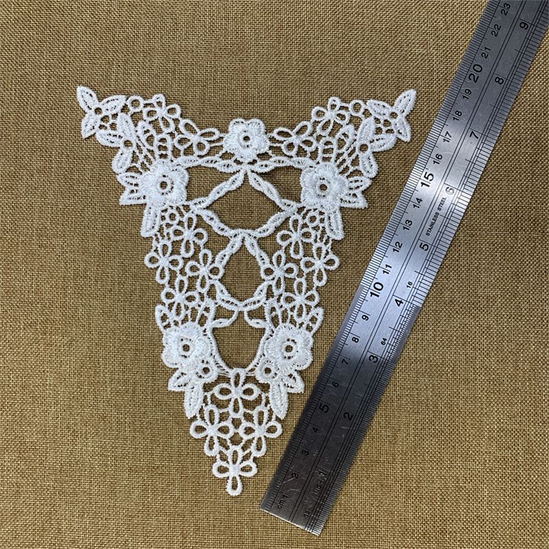 白色洛丽塔涤光水溶刺绣花边三角形朵花背心手套服饰配饰手工-三角梅花-白 均码