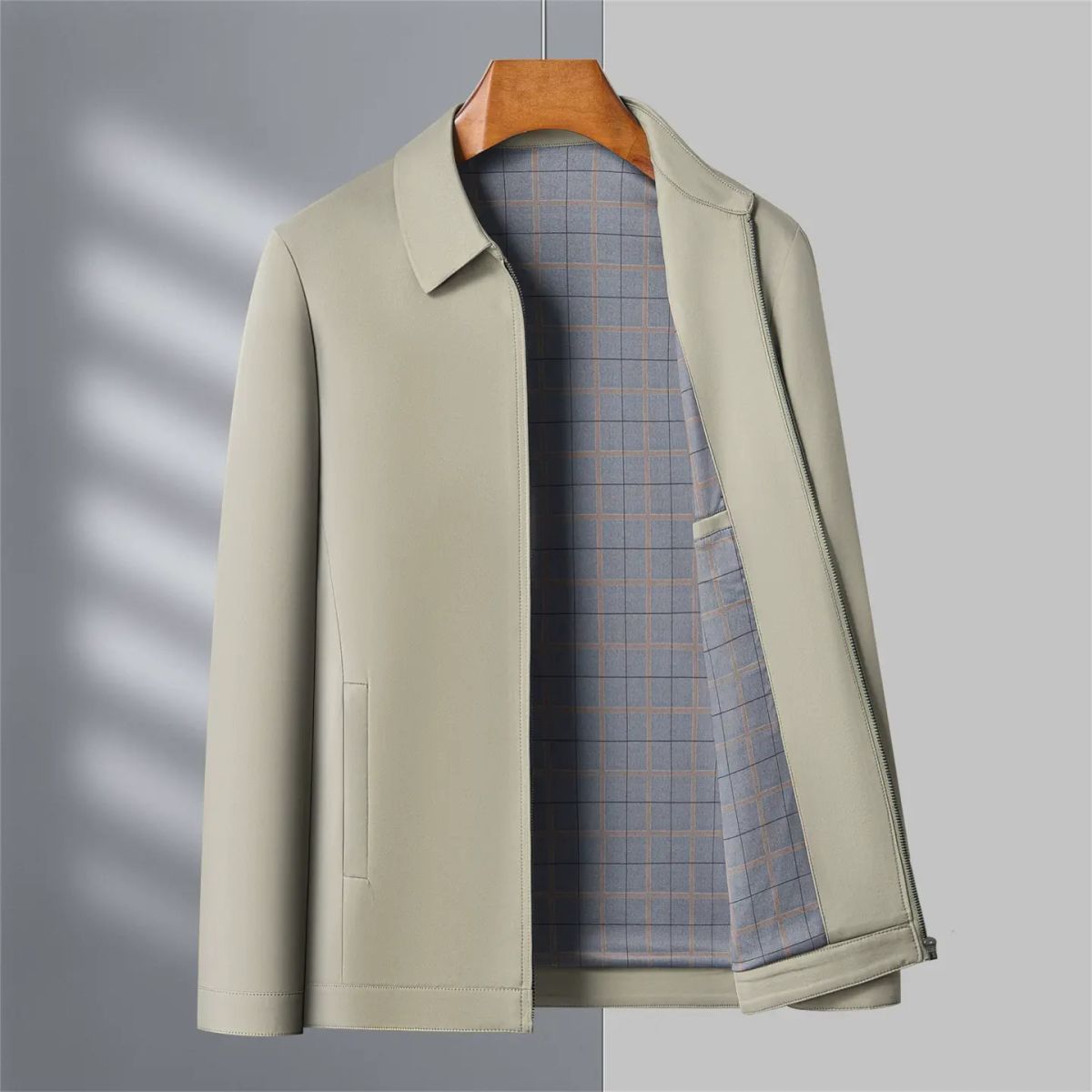 2025新款高端中老年商务行政夹克男士翻领拉链夹克免熨高档爸爸外套