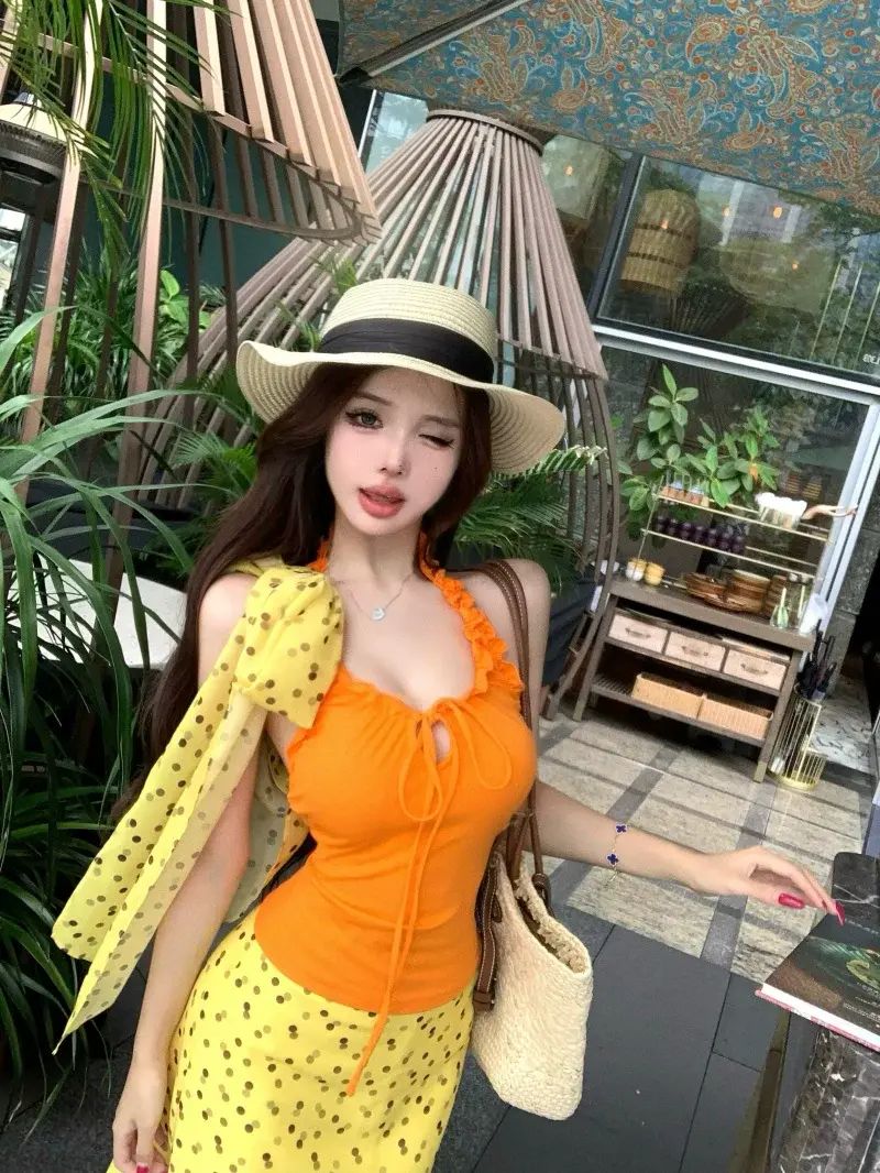 海邊度假風套裝多巴胺掛脖吊帶背心女夏季圓點半截裙包臀裙兩件套-橘色背心 S-款式2