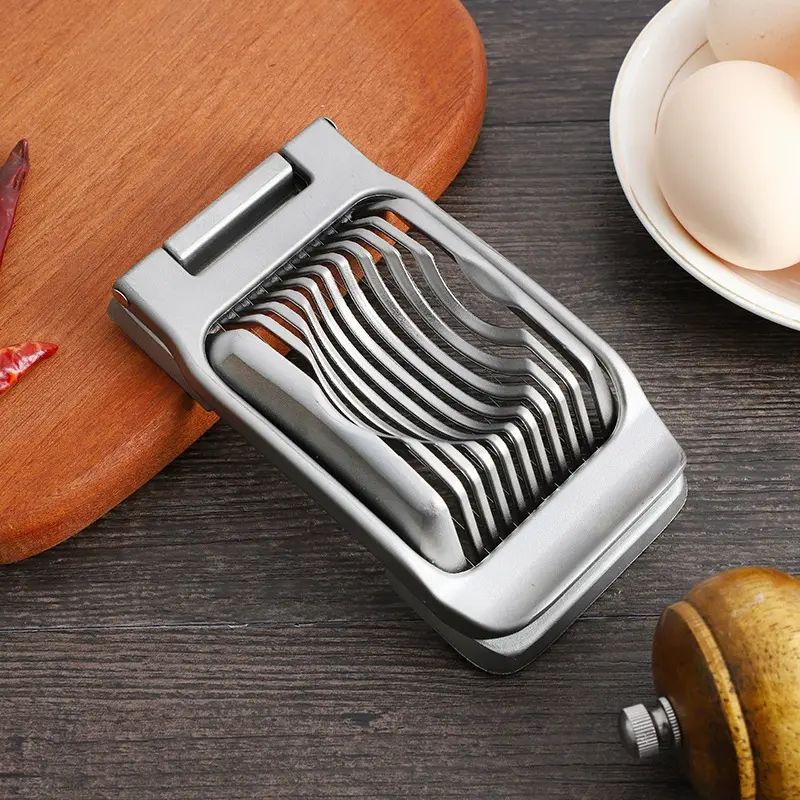 A must-have kitchen gadget is here! This aluminum alloy egg slicer is incredibly practical.