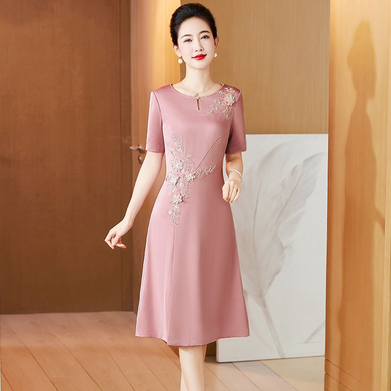 年轻时尚妈妈婚宴礼服夏季新款结婚喜婆婆高贵连身裙平时可穿