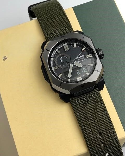 Casio | 卡西歐CASIO PRO-TREK PRW6900 PRW6900YB PRW-6900 PRW-6900Y