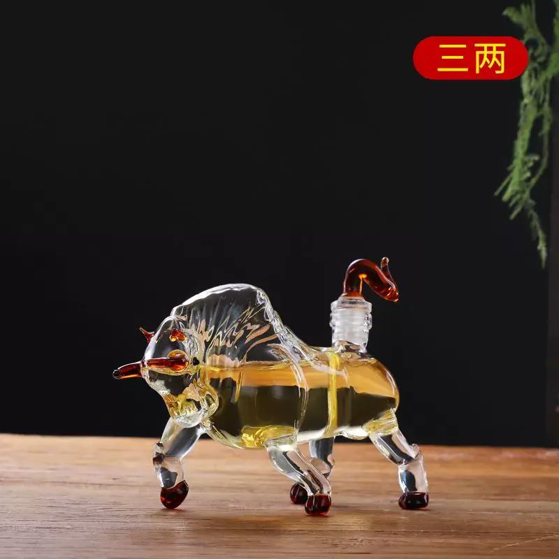 Zodiac bubble wine bottle, cow-shaped animal wine bottle 1-5 pounds, creative thickened high-borosi