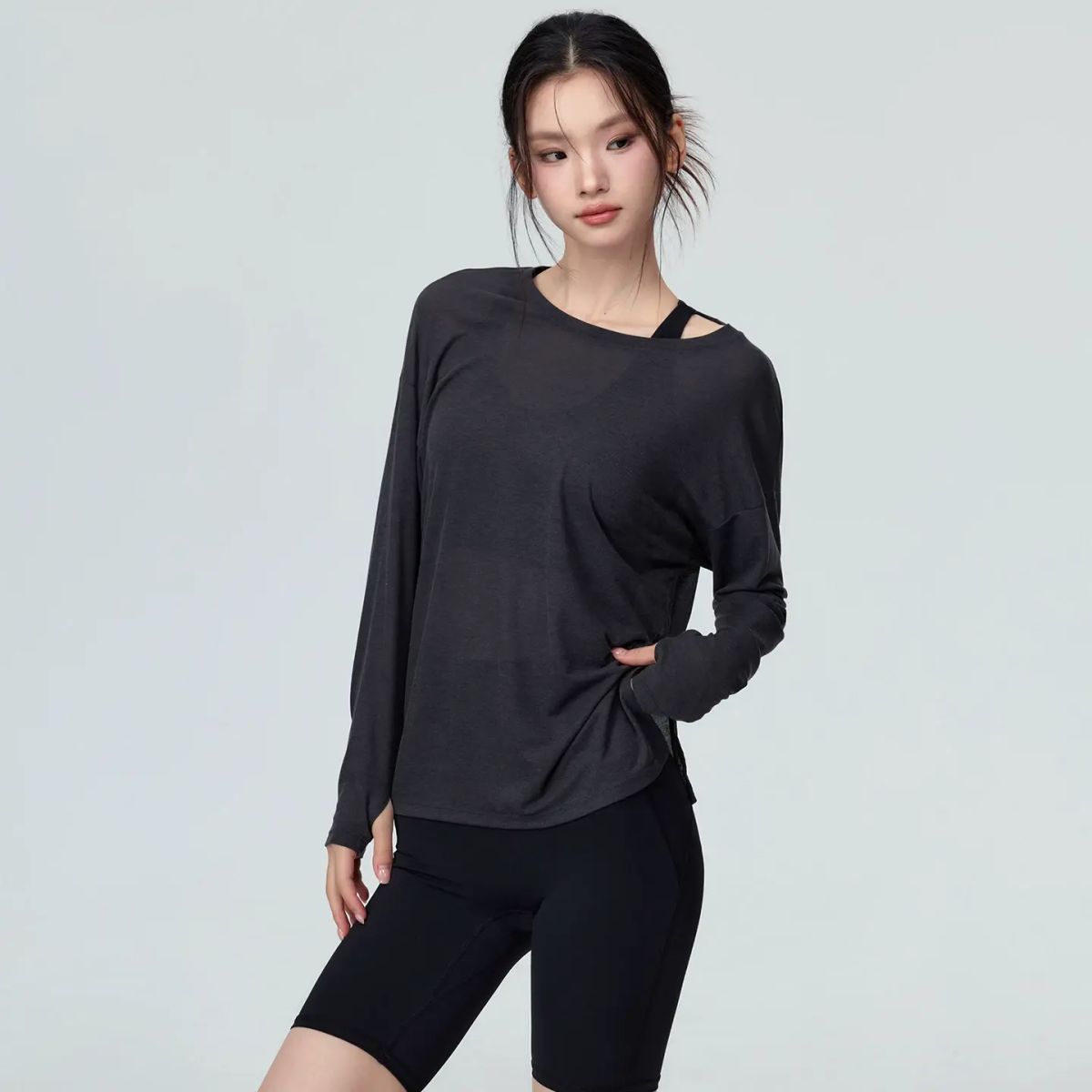 Mitaogirl loose slimming blouse women s long sleeved T shirt hem split yoga suit all ma Gemini Blac