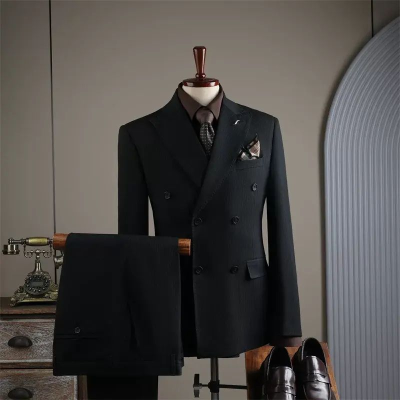 1條紋西裝套裝男商務正裝伴郎禮服結婚新郎西服外套短劇