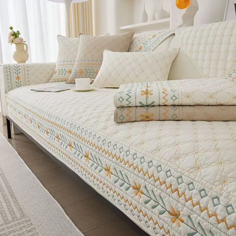 Cotton sofa cushion for all seasons, non-slip fabric cotton cushion, simple summer solid wood leath