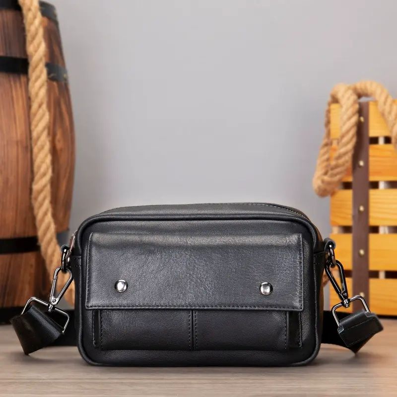 潮流新款男士斜挎包百搭通用单肩包大容量真皮牛皮时尚背包