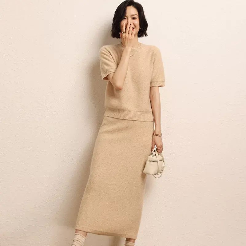 A山羊絨套裝2027秋冬女士圓領半袖上衣寬鬆休閒針織衫半身裙套裝