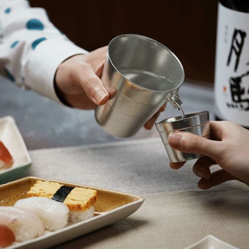 其他品牌| 日本銀雅堂靜波99.99％純錫日本製片口酒器酒杯禮盒(342)【市