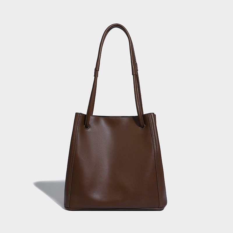 Soft leather bucket bag Autumn and winter genuine leather commuter large capacity tote bag texture