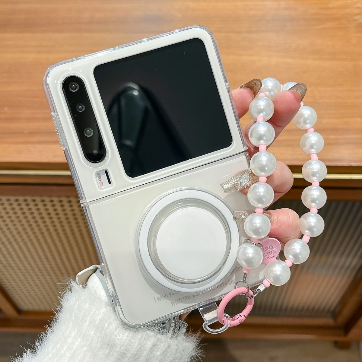 适用华为pura x手机壳新款磁吸purax折叠屏软胶支架全包防摔Purax典藏版高级感puraX珍珠爱心手链女款保护套-白色光面【圆型磁吸支架款】加手链 华为 Pocket S