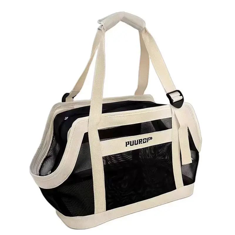 Cat bag is portable when going out. Summer new style is ventilated, breathable and scratch-resistan
