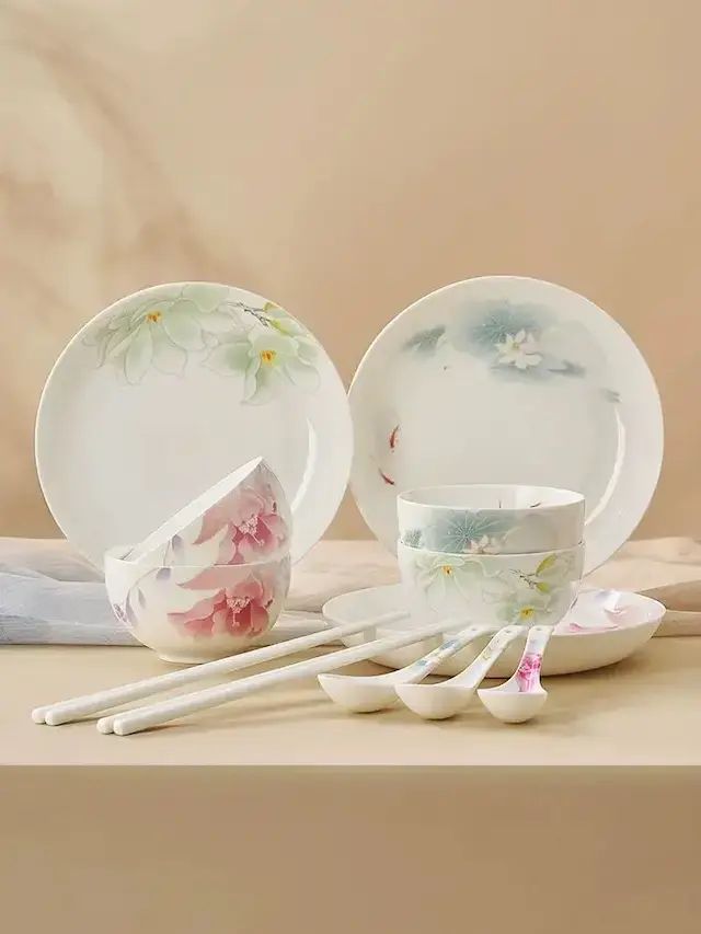 華光國瓷 骨瓷餐具套裝碗盤釉中彩家用中式簡約飯碗盤勺筷8頭組合